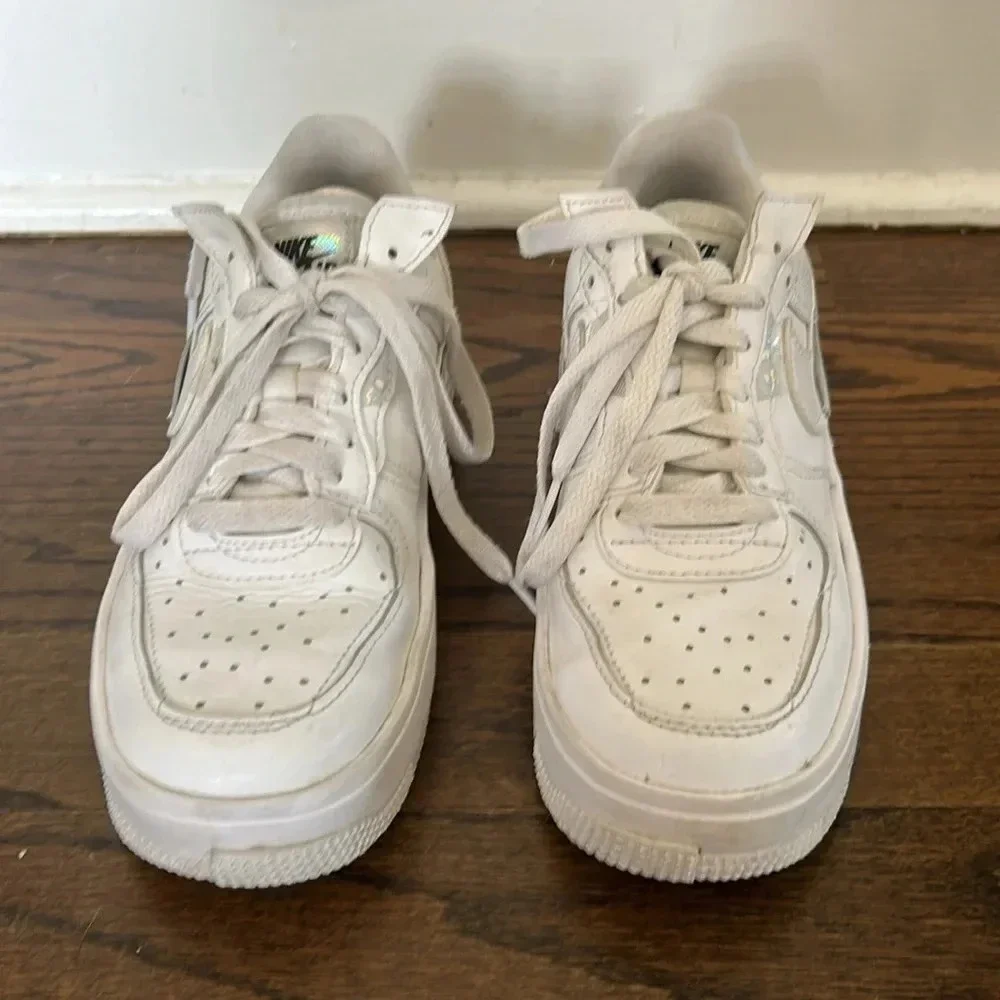 Nike Womens Air Force 1 Fontanka Triple White low top sneakers